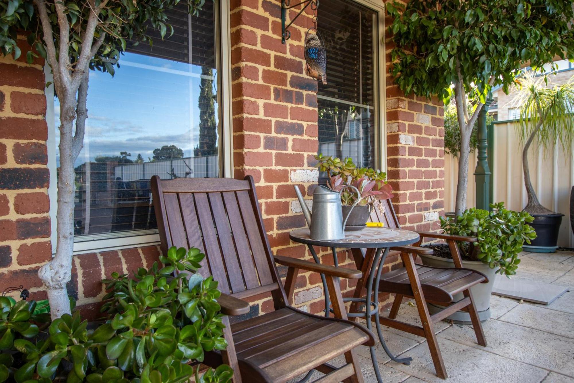 Durham Lodge Bed & Breakfast Перт Экстерьер фото